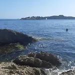 Апартаменты Rez De Jardin Villa Independant Presqu'Ile De Giens *